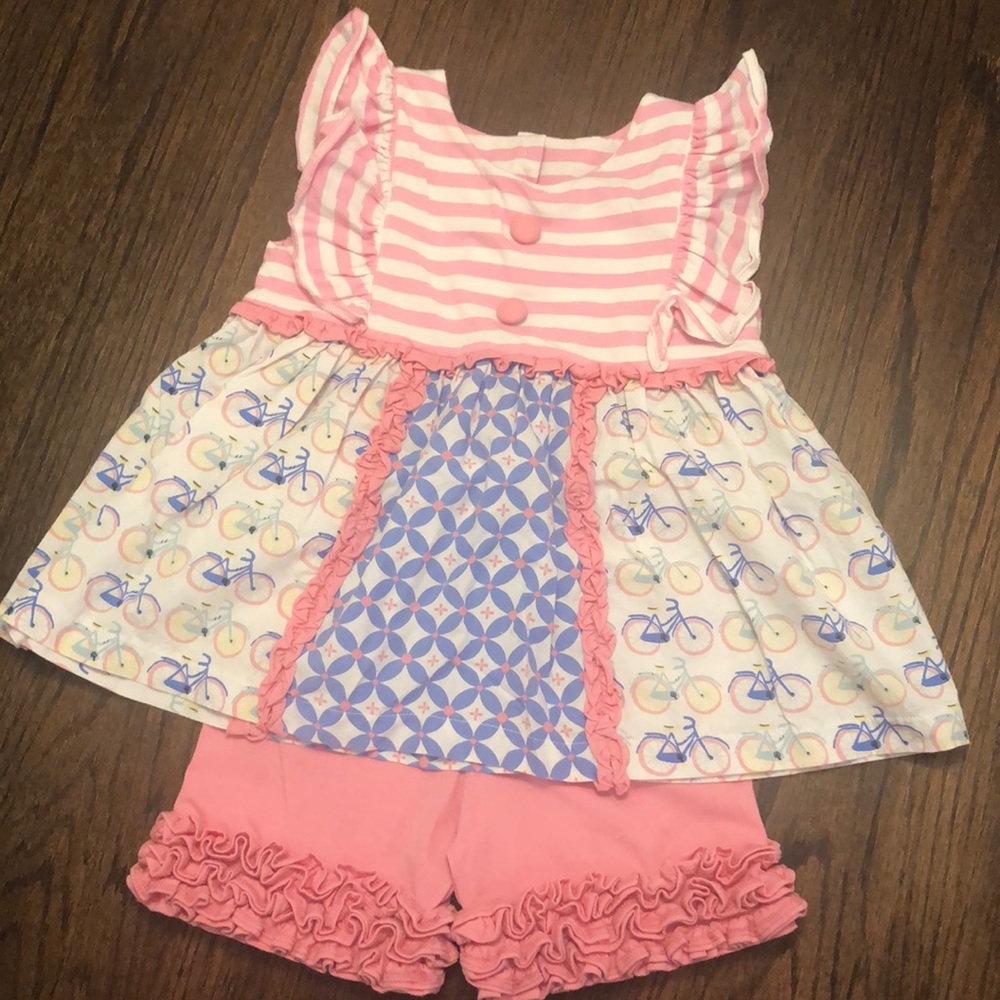 Sage & Lily short set